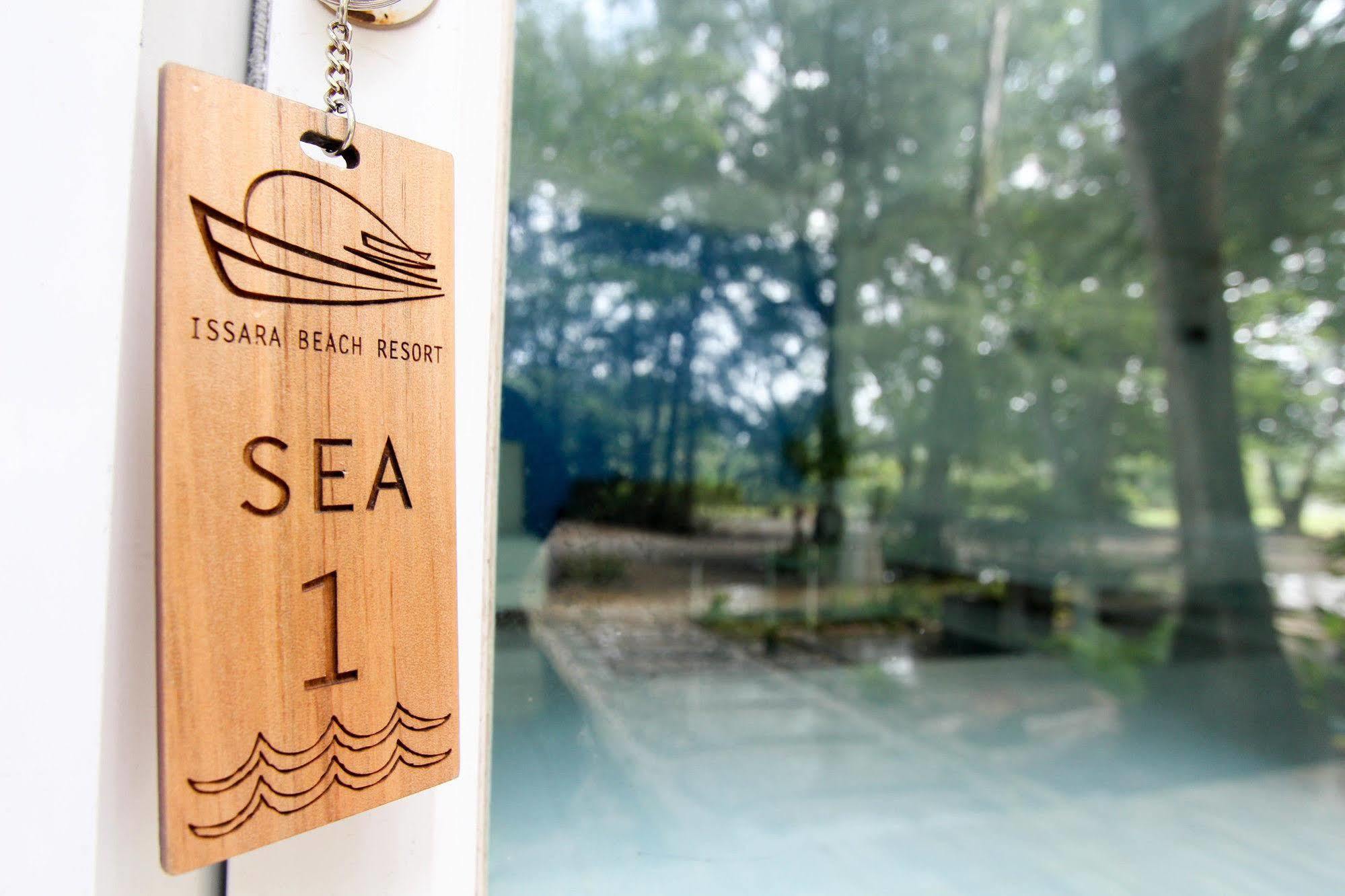 Issara Beach Resort Sichon Esterno foto