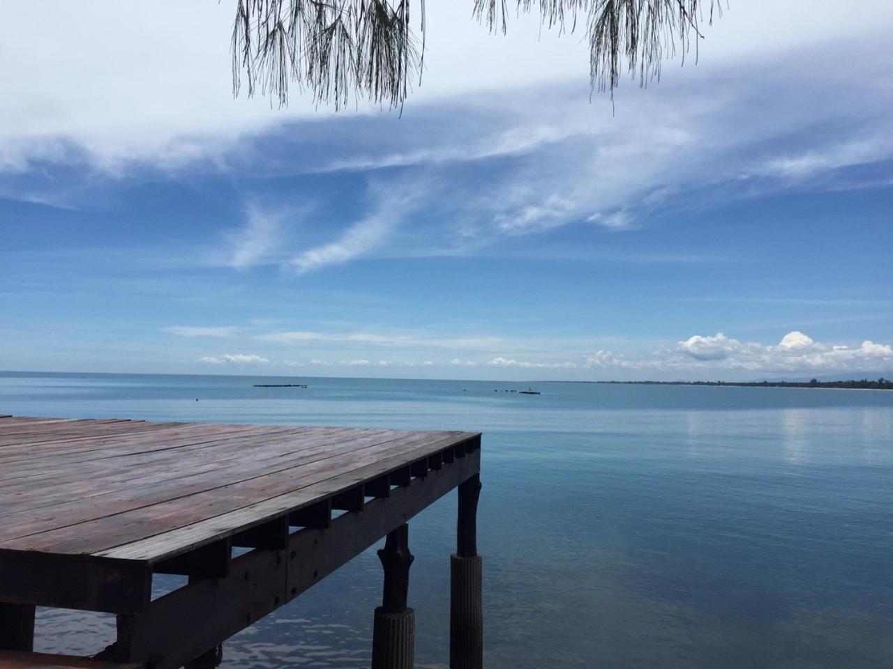 Issara Beach Resort Sichon Esterno foto